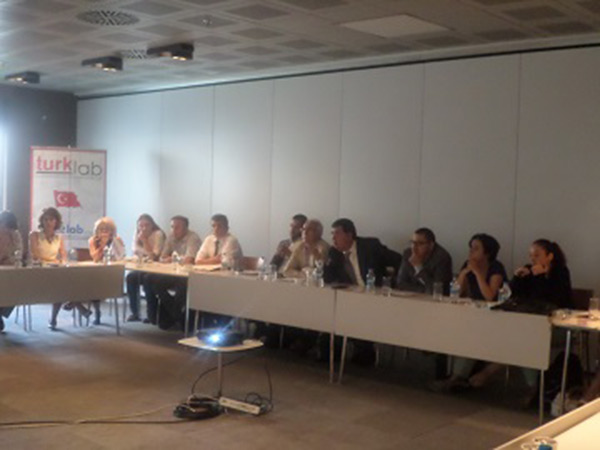 04 Eylül 2014, Gıda Laboratuvarı üyelerimizle “Teknik Komite“ Toplantısı gerçekleştirdik.