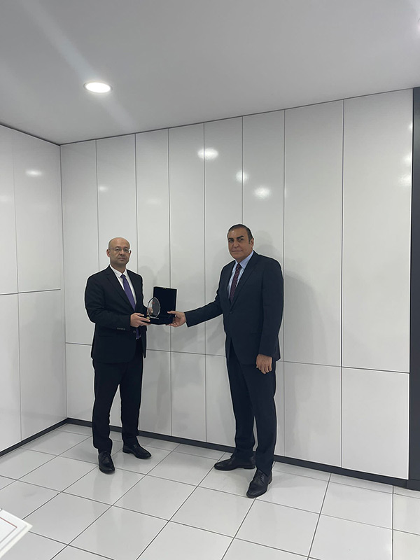 TURKLAB üyesi “Helal Uygunluk Alanında Deney Yapan” laboratuvarlar, HAK’dan Akreditasyonla kapasitelerini büyütmektedir.